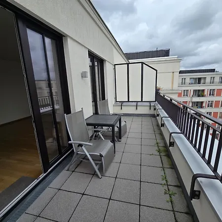 Berlin Travel 2 *